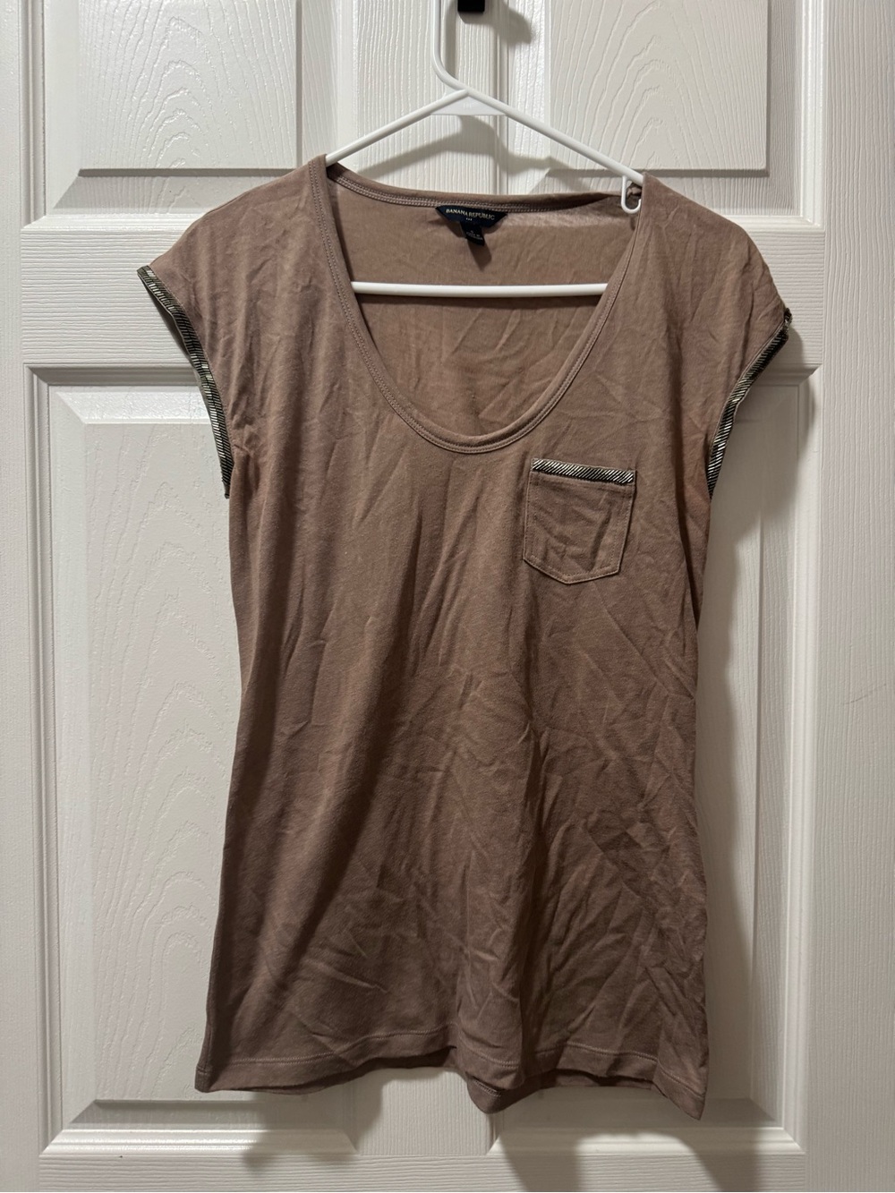Banana Republic Taupe Scoop Neck Tank with Contrast Trim
